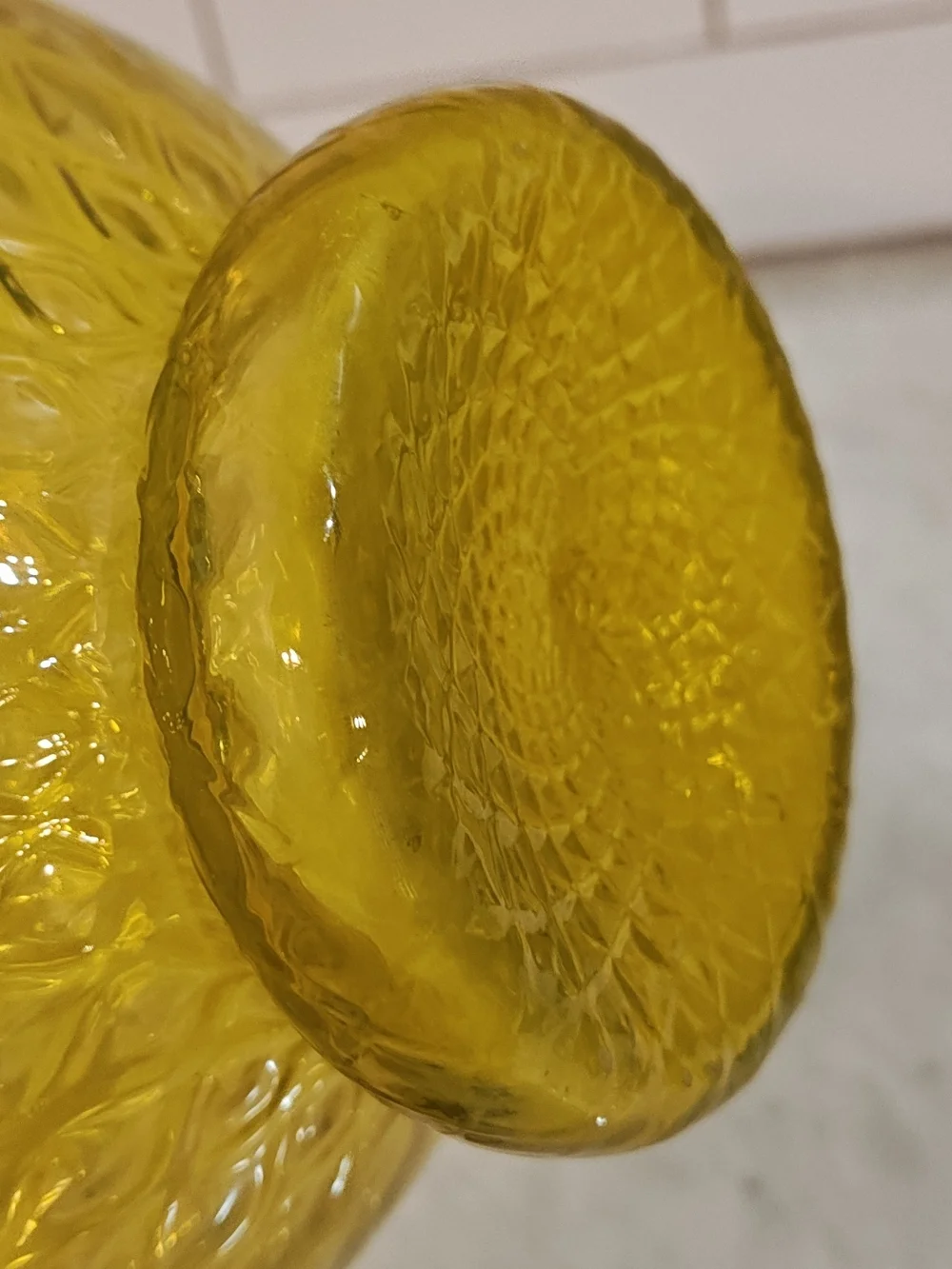 Vintage Hand Blown Beautiful Glass Vase Diamond Optic 12
